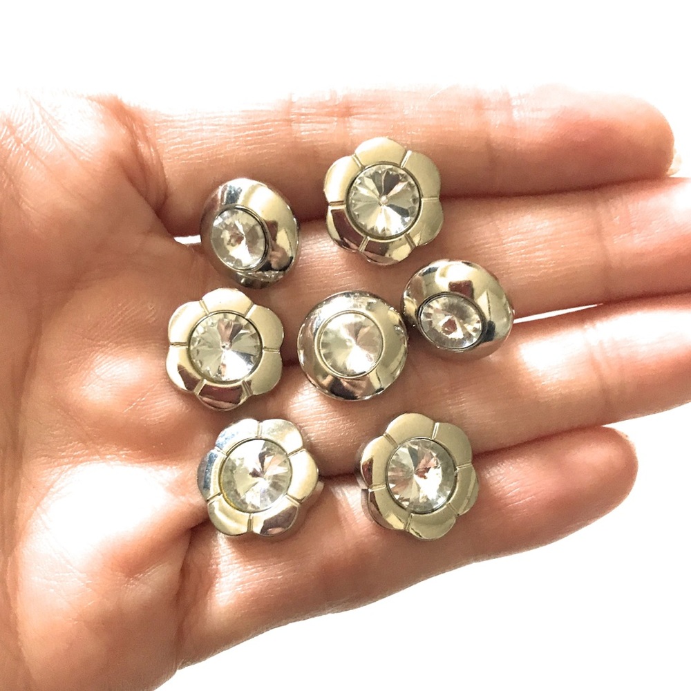 4 + 4 Rhinetone Buttons - NWOT - Picture 5 of 5
